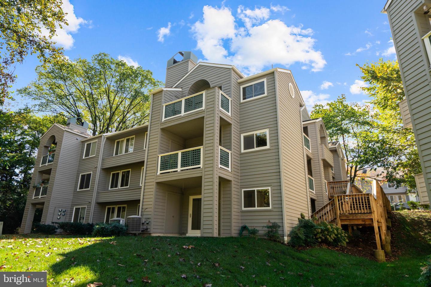 11733-C SUMMERCHASE CIR #1733C, RESTON, Virginia 20194, 2 Bedrooms Bedrooms, ,2 BathroomsBathrooms,Residential,For sale,11733-C SUMMERCHASE CIR #1733C,VAFX2267844 MLS # VAFX2267844