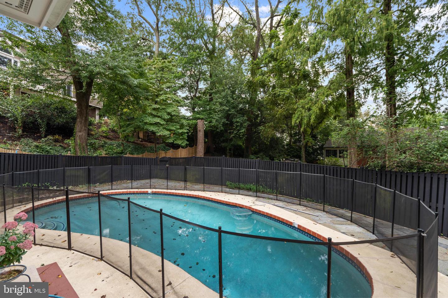 3722 N WOODROW ST, ARLINGTON, Virginia 22207, 6 Bedrooms Bedrooms, ,5 BathroomsBathrooms,Residential,For sale,3722 N WOODROW ST,VAAR2063822 MLS # VAAR2063822