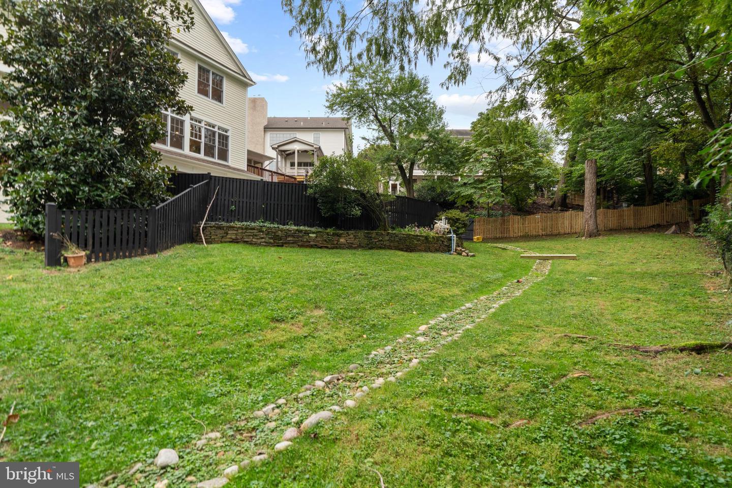 3722 N WOODROW ST, ARLINGTON, Virginia 22207, 6 Bedrooms Bedrooms, ,5 BathroomsBathrooms,Residential,For sale,3722 N WOODROW ST,VAAR2063822 MLS # VAAR2063822