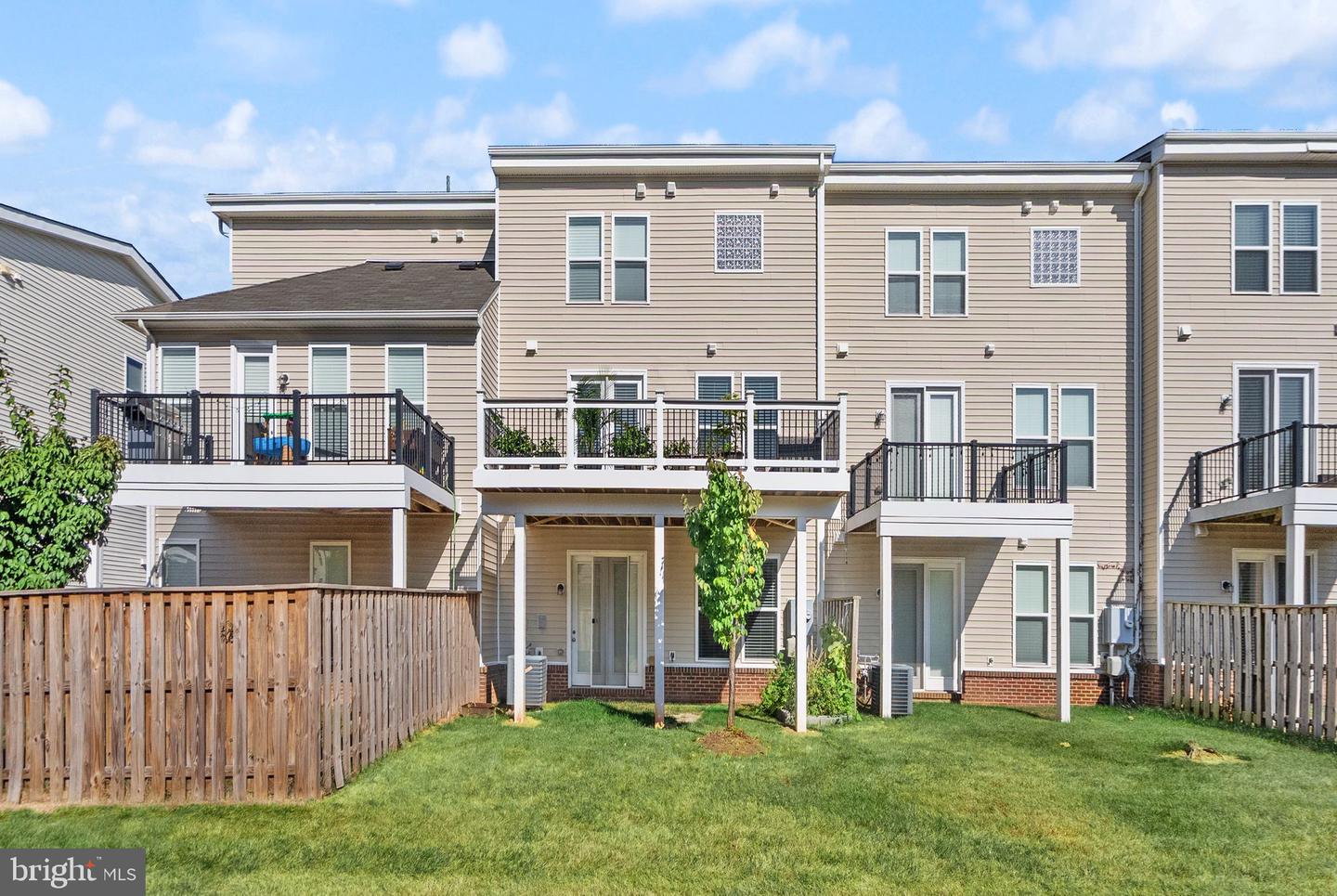 23491 EPPERSON SQ, BRAMBLETON, Virginia 20148, 4 Bedrooms Bedrooms, ,3 BathroomsBathrooms,Residential,For sale,23491 EPPERSON SQ,VALO2107058 MLS # VALO2107058