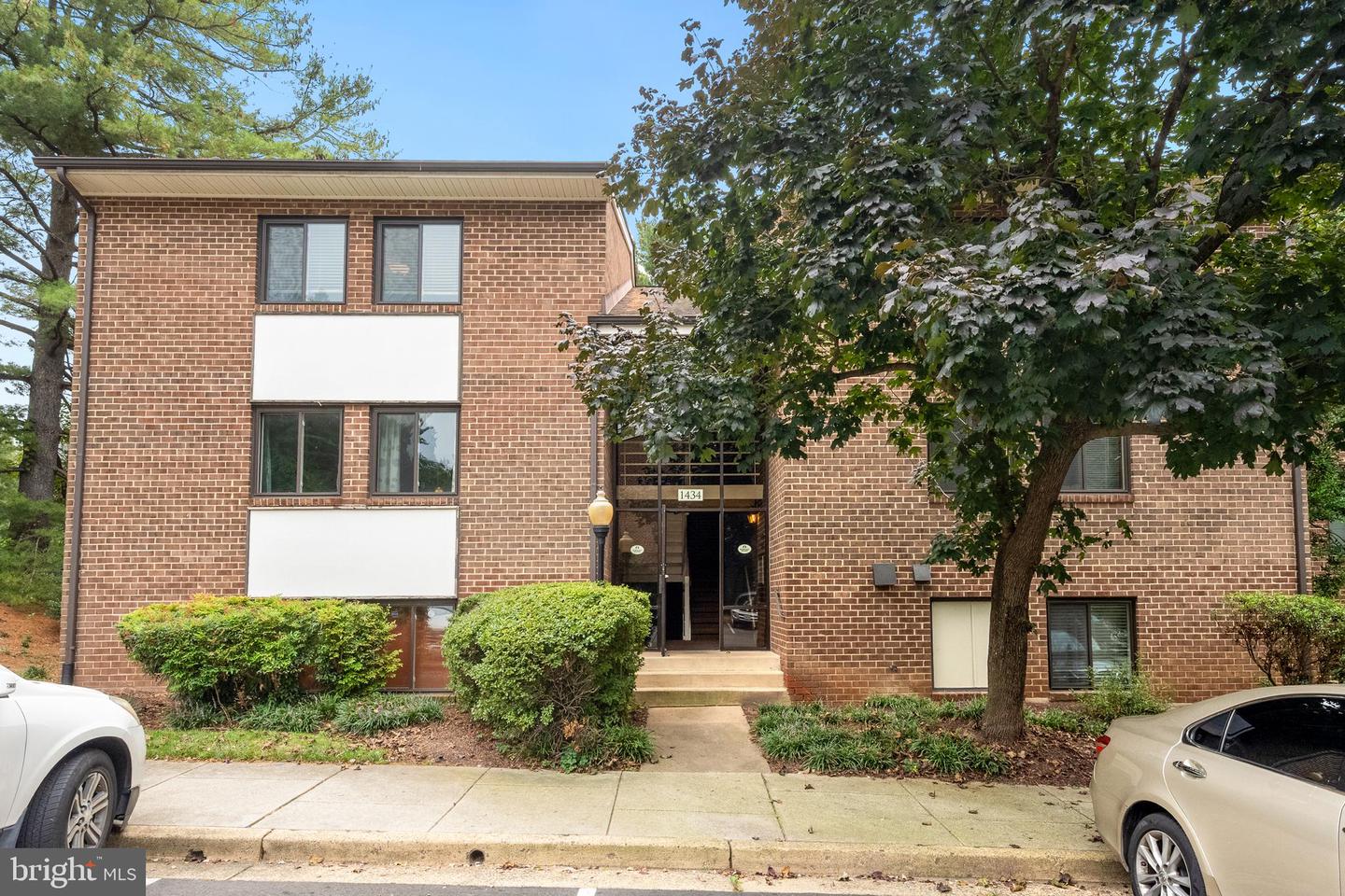 1434 NORTHGATE SQ #34/21B, RESTON, Virginia 20190, 2 Bedrooms Bedrooms, ,2 BathroomsBathrooms,Residential,For sale,1434 NORTHGATE SQ #34/21B,VAFX2267882 MLS # VAFX2267882