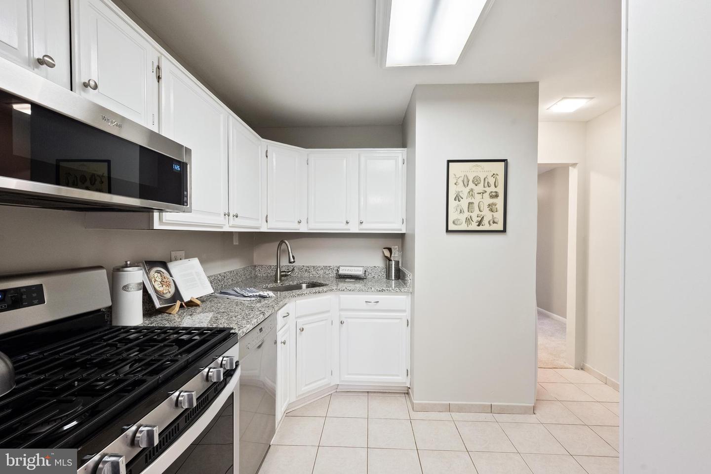 1434 NORTHGATE SQ #34/21B, RESTON, Virginia 20190, 2 Bedrooms Bedrooms, ,2 BathroomsBathrooms,Residential,For sale,1434 NORTHGATE SQ #34/21B,VAFX2267882 MLS # VAFX2267882