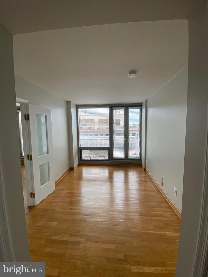 801 PENNSYLVANIA AVE NW #PH06, WASHINGTON, District Of Columbia 20004, 1 Bedroom Bedrooms, ,1 BathroomBathrooms,Residential,For sale,801 PENNSYLVANIA AVE NW #PH06,DCDC2223024 MLS # DCDC2223024