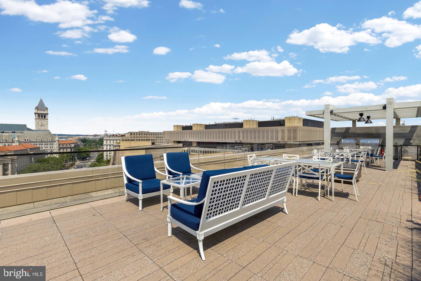801 PENNSYLVANIA AVE NW #PH06, WASHINGTON, District Of Columbia 20004, 1 Bedroom Bedrooms, ,1 BathroomBathrooms,Residential,For sale,801 PENNSYLVANIA AVE NW #PH06,DCDC2223024 MLS # DCDC2223024