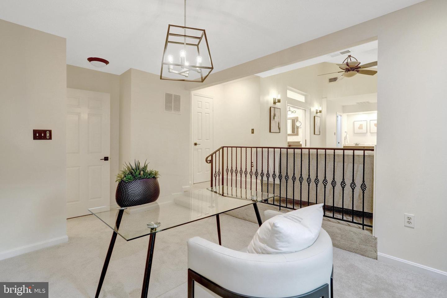 10510 HENDERSON RD, FAIRFAX STATION, Virginia 22039, 5 Bedrooms Bedrooms, ,3 BathroomsBathrooms,Residential,For sale,10510 HENDERSON RD,VAFX2268076 MLS # VAFX2268076