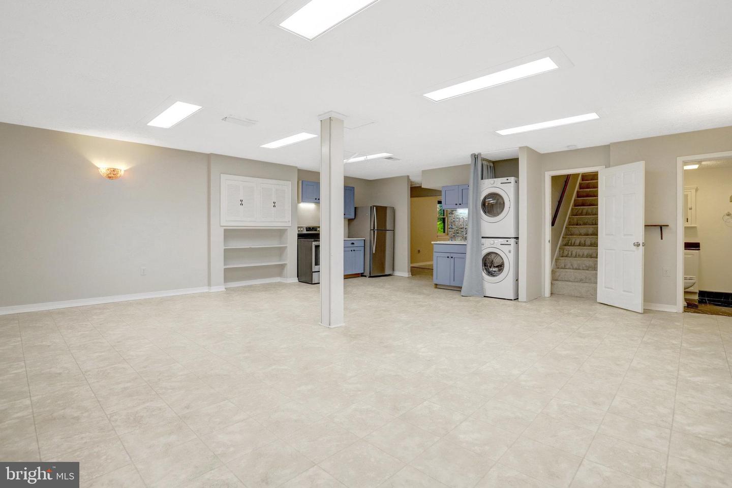 10510 HENDERSON RD, FAIRFAX STATION, Virginia 22039, 5 Bedrooms Bedrooms, ,3 BathroomsBathrooms,Residential,For sale,10510 HENDERSON RD,VAFX2268076 MLS # VAFX2268076