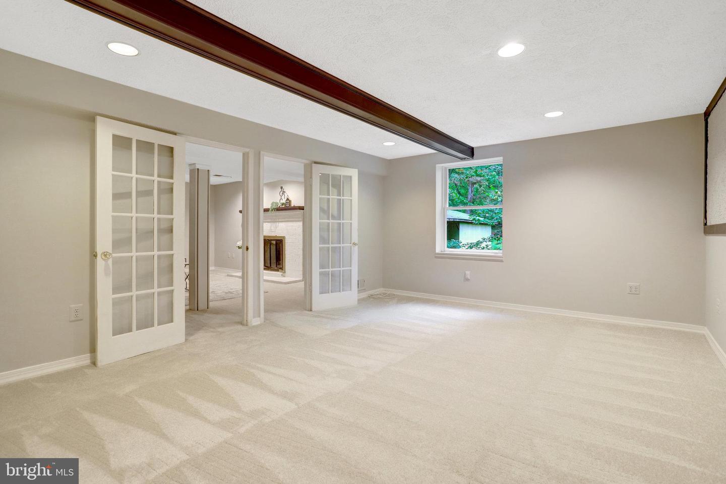 10510 HENDERSON RD, FAIRFAX STATION, Virginia 22039, 5 Bedrooms Bedrooms, ,3 BathroomsBathrooms,Residential,For sale,10510 HENDERSON RD,VAFX2268076 MLS # VAFX2268076