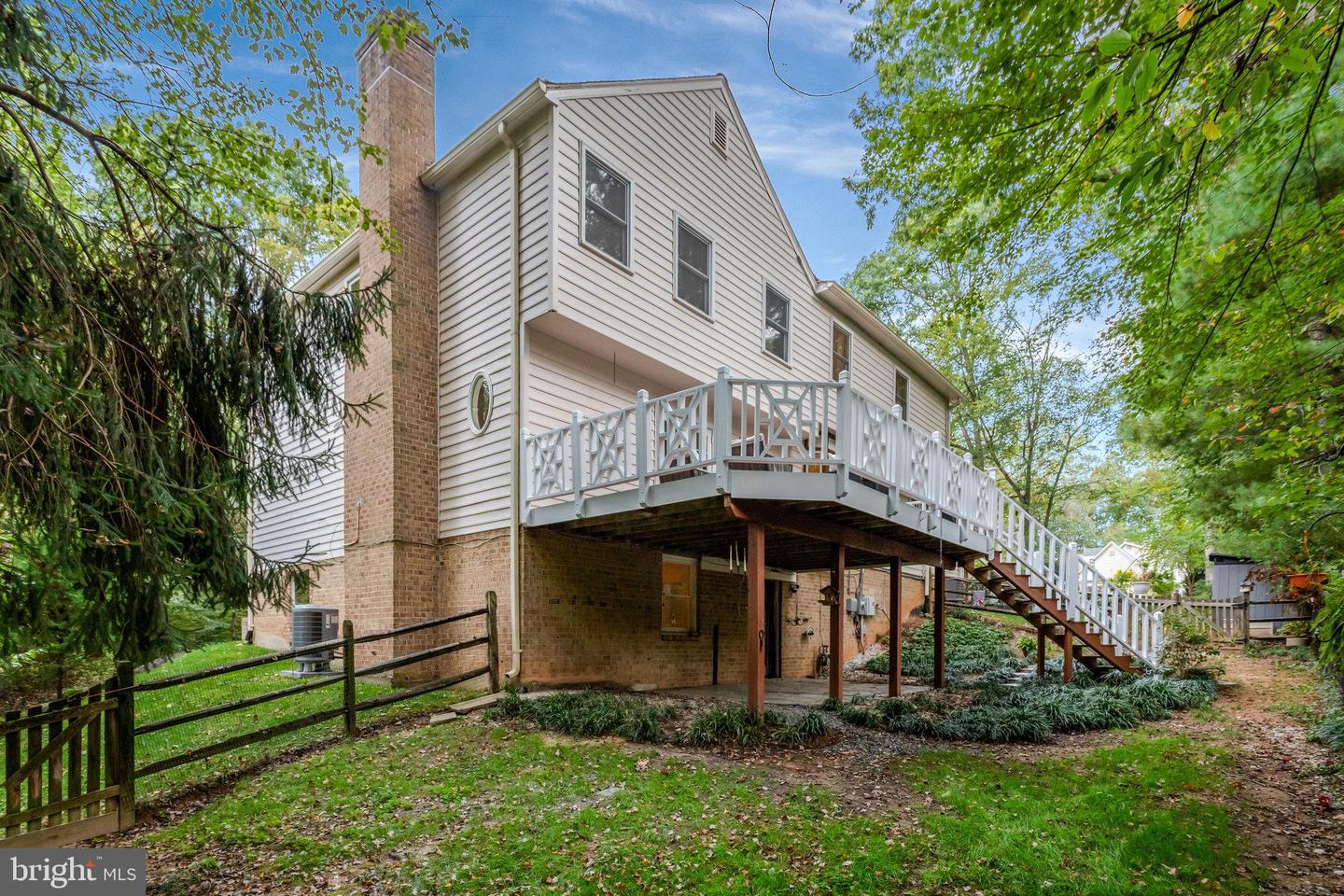10510 HENDERSON RD, FAIRFAX STATION, Virginia 22039, 5 Bedrooms Bedrooms, ,3 BathroomsBathrooms,Residential,For sale,10510 HENDERSON RD,VAFX2268076 MLS # VAFX2268076