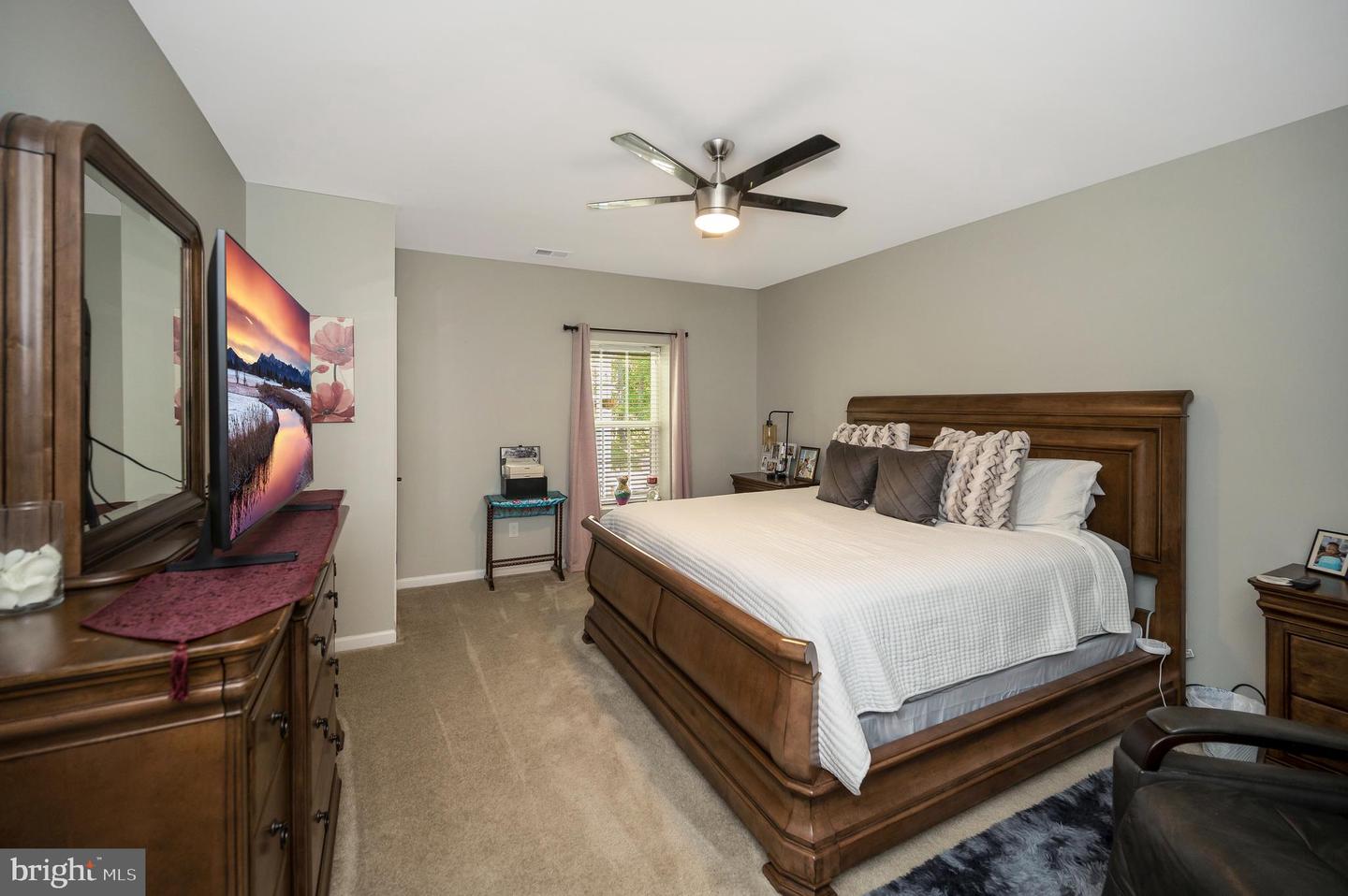 20 GENEVIEVE CT, FREDERICKSBURG, Virginia 22406, 5 Bedrooms Bedrooms, ,5 BathroomsBathrooms,Residential,For sale,20 GENEVIEVE CT,VAST2042780 MLS # VAST2042780