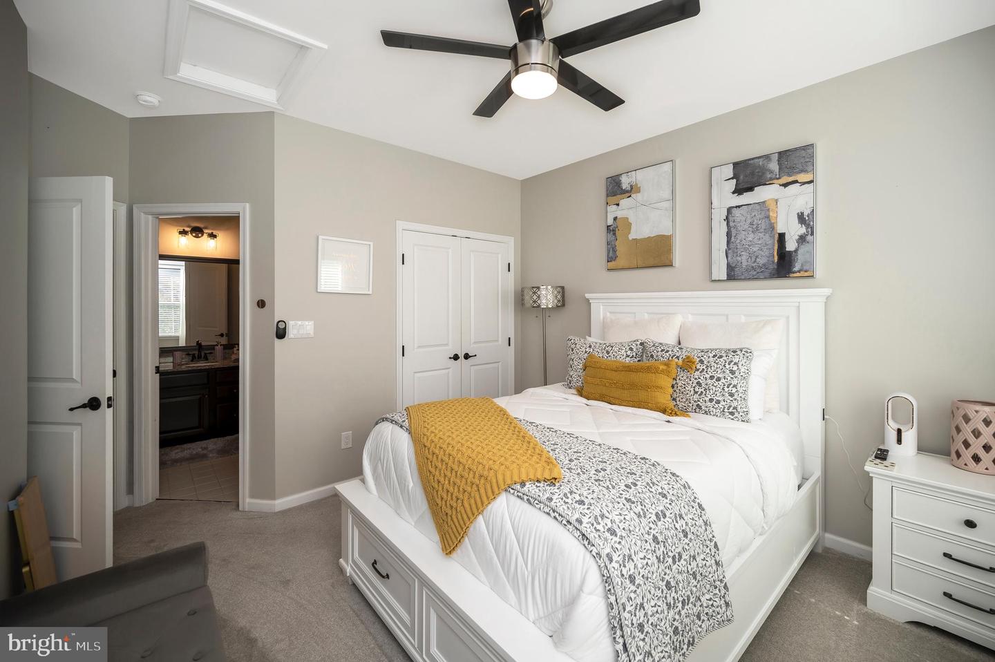 20 GENEVIEVE CT, FREDERICKSBURG, Virginia 22406, 5 Bedrooms Bedrooms, ,5 BathroomsBathrooms,Residential,For sale,20 GENEVIEVE CT,VAST2042780 MLS # VAST2042780