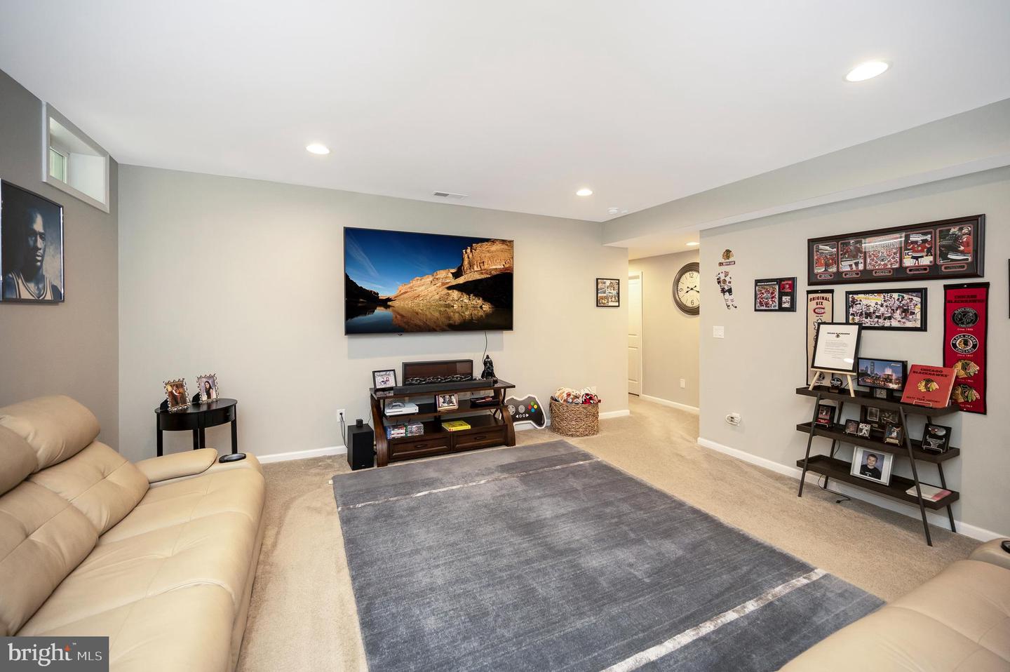 20 GENEVIEVE CT, FREDERICKSBURG, Virginia 22406, 5 Bedrooms Bedrooms, ,5 BathroomsBathrooms,Residential,For sale,20 GENEVIEVE CT,VAST2042780 MLS # VAST2042780