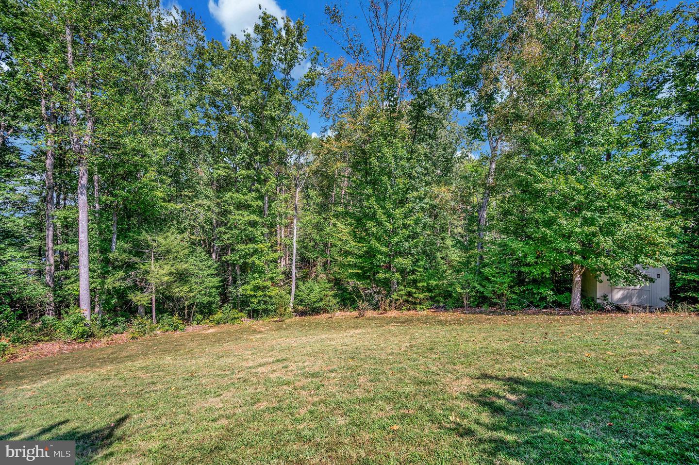 20 GENEVIEVE CT, FREDERICKSBURG, Virginia 22406, 5 Bedrooms Bedrooms, ,5 BathroomsBathrooms,Residential,For sale,20 GENEVIEVE CT,VAST2042780 MLS # VAST2042780