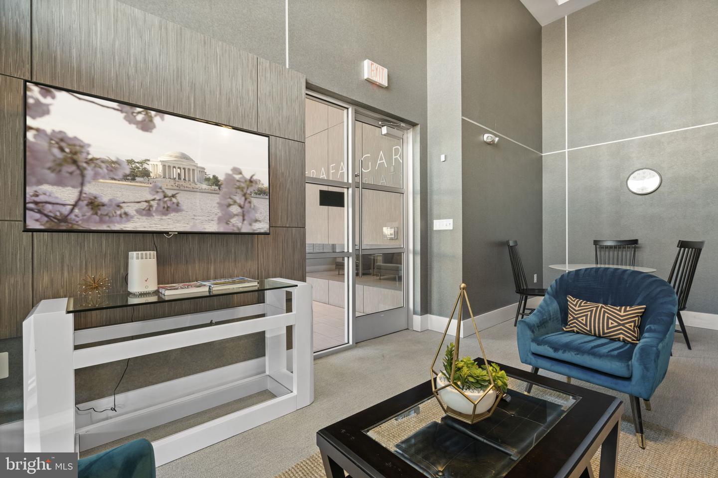 989 S BUCHANAN ST #312, ARLINGTON, Virginia 22204, 2 Bedrooms Bedrooms, ,2 BathroomsBathrooms,Residential,For sale,989 S BUCHANAN ST #312,VAAR2063942 MLS # VAAR2063942