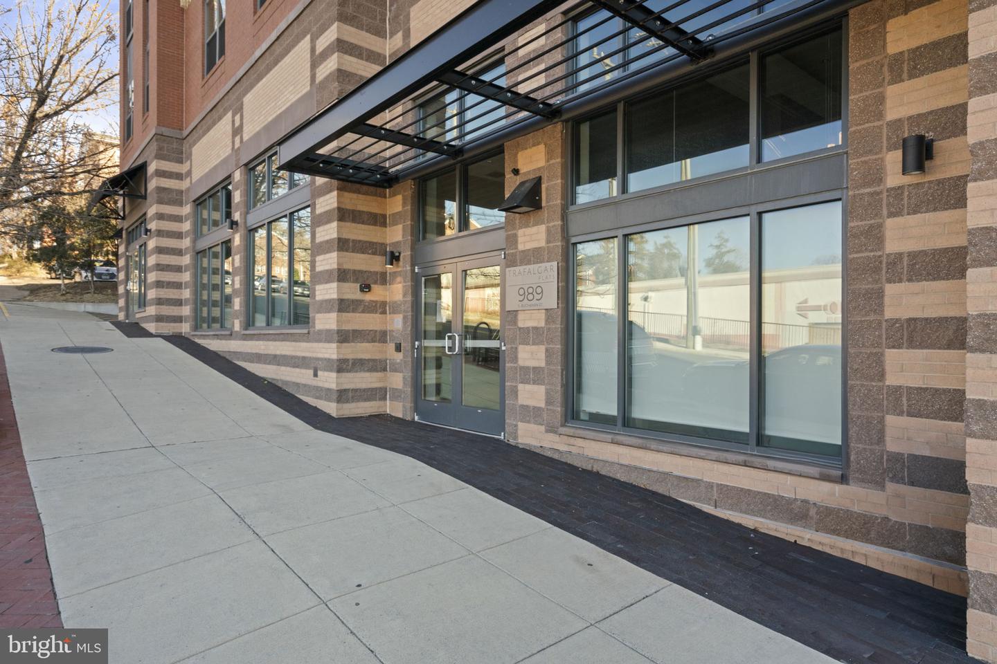 989 S BUCHANAN ST #312, ARLINGTON, Virginia 22204, 2 Bedrooms Bedrooms, ,2 BathroomsBathrooms,Residential,For sale,989 S BUCHANAN ST #312,VAAR2063942 MLS # VAAR2063942
