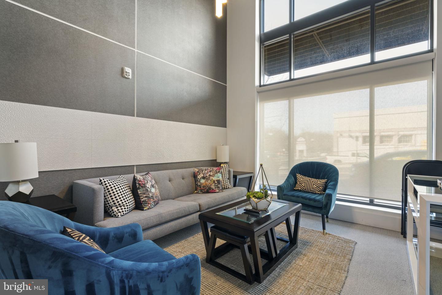 989 S BUCHANAN ST #312, ARLINGTON, Virginia 22204, 2 Bedrooms Bedrooms, ,2 BathroomsBathrooms,Residential,For sale,989 S BUCHANAN ST #312,VAAR2063942 MLS # VAAR2063942