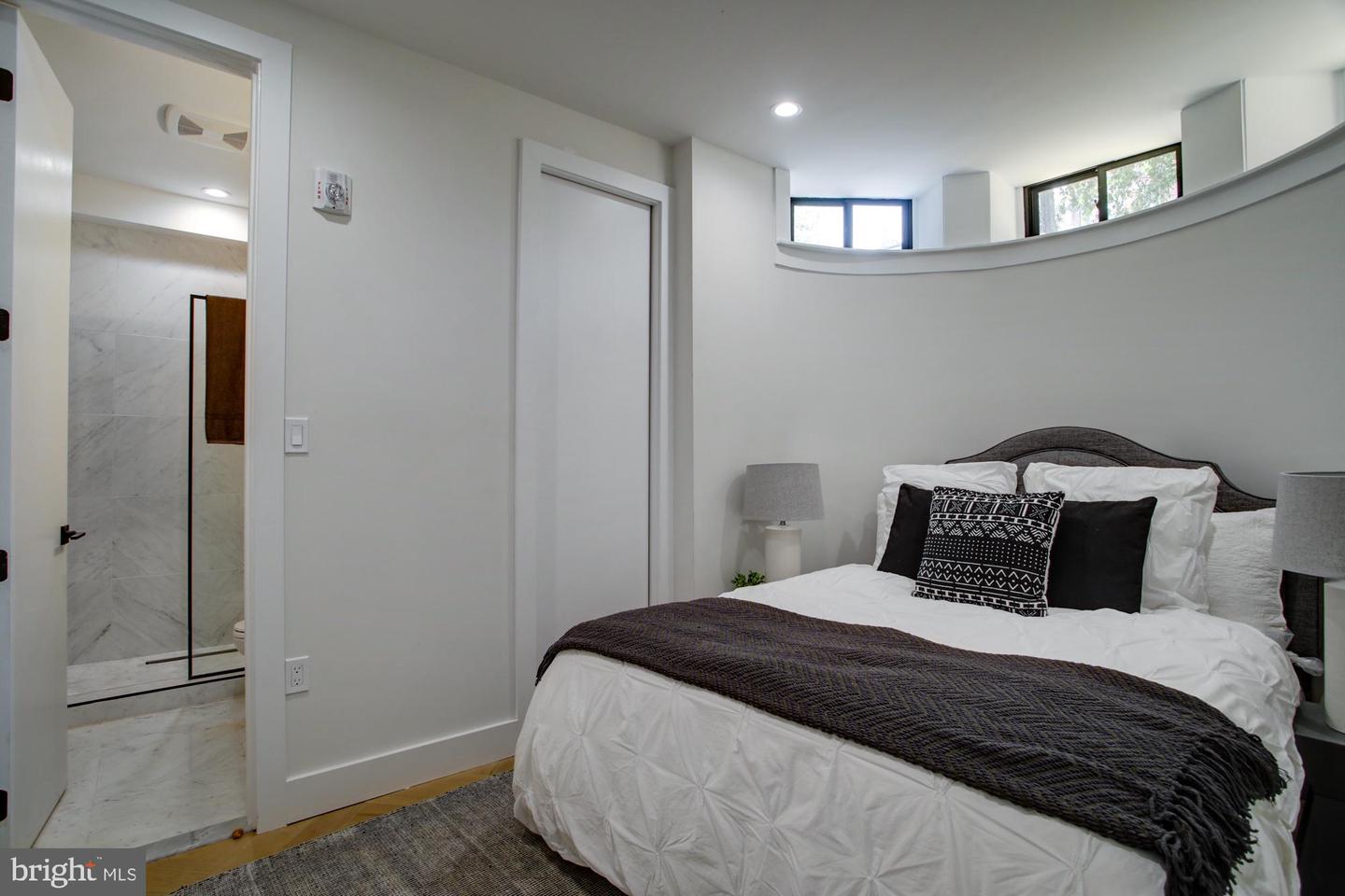 1225 11TH ST NW #1, WASHINGTON, District Of Columbia 20001, 1 Bedroom Bedrooms, ,1 BathroomBathrooms,Residential,For sale,1225 11TH ST NW #1,DCDC2223450 MLS # DCDC2223450