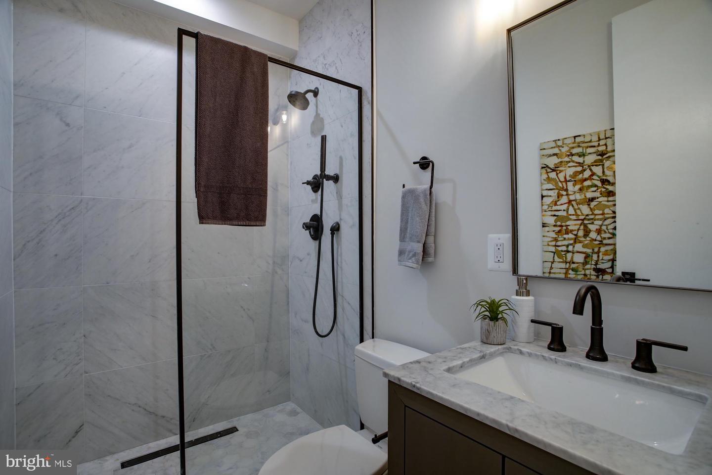 1225 11TH ST NW #1, WASHINGTON, District Of Columbia 20001, 1 Bedroom Bedrooms, ,1 BathroomBathrooms,Residential,For sale,1225 11TH ST NW #1,DCDC2223450 MLS # DCDC2223450