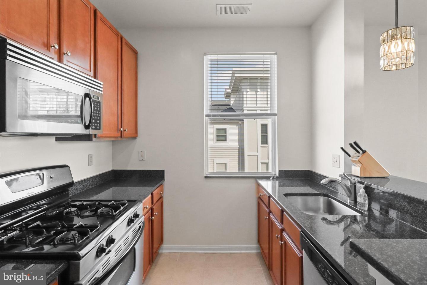 2655 PROSPERITY AVE #449, FAIRFAX, Virginia 22031, 2 Bedrooms Bedrooms, 4 Rooms Rooms,2 BathroomsBathrooms,Residential,For sale,2655 PROSPERITY AVE #449,VAFX2268794 MLS # VAFX2268794