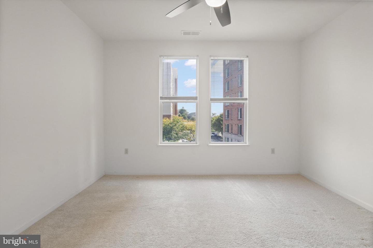 2655 PROSPERITY AVE #449, FAIRFAX, Virginia 22031, 2 Bedrooms Bedrooms, 4 Rooms Rooms,2 BathroomsBathrooms,Residential,For sale,2655 PROSPERITY AVE #449,VAFX2268794 MLS # VAFX2268794