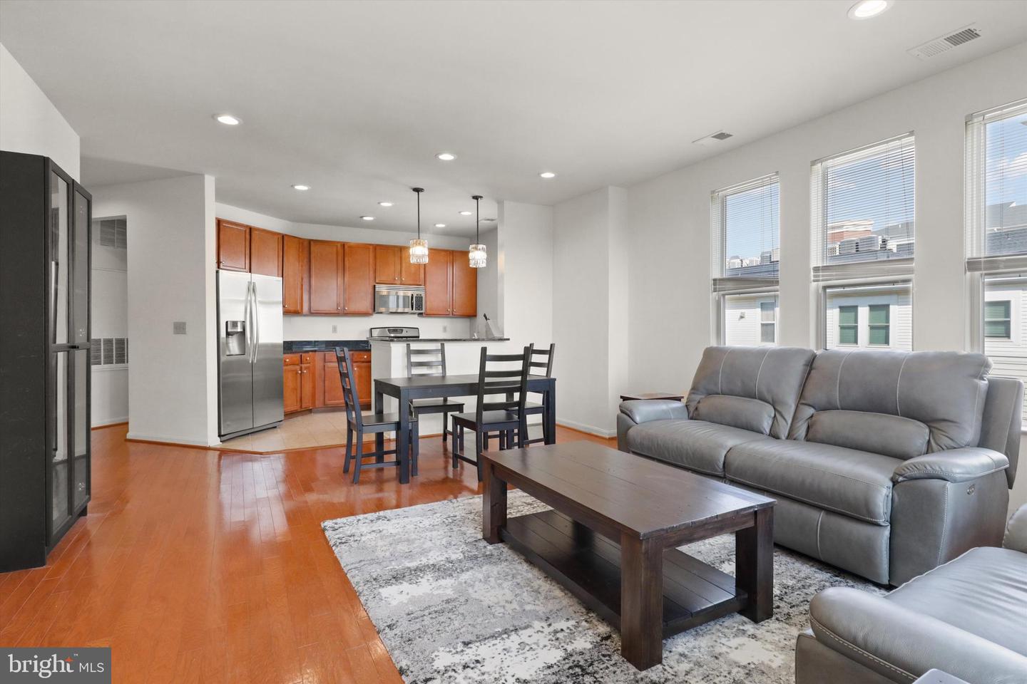 2655 PROSPERITY AVE #449, FAIRFAX, Virginia 22031, 2 Bedrooms Bedrooms, 4 Rooms Rooms,2 BathroomsBathrooms,Residential,For sale,2655 PROSPERITY AVE #449,VAFX2268794 MLS # VAFX2268794