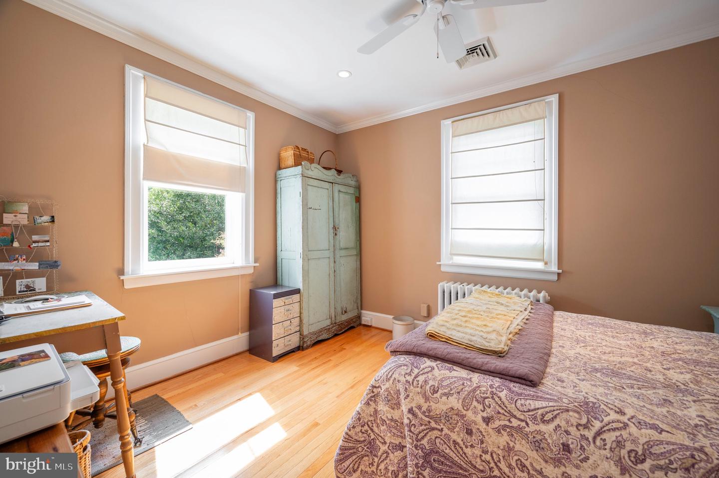 319 LAVERNE AVE, ALEXANDRIA, Virginia 22305, 2 Bedrooms Bedrooms, ,2 BathroomsBathrooms,Residential,For sale,319 LAVERNE AVE,VAAX2050086 MLS # VAAX2050086