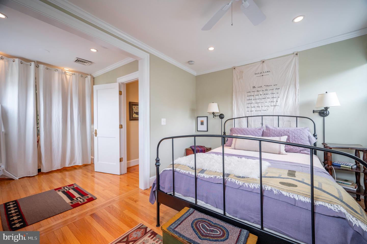 319 LAVERNE AVE, ALEXANDRIA, Virginia 22305, 2 Bedrooms Bedrooms, ,2 BathroomsBathrooms,Residential,For sale,319 LAVERNE AVE,VAAX2050086 MLS # VAAX2050086