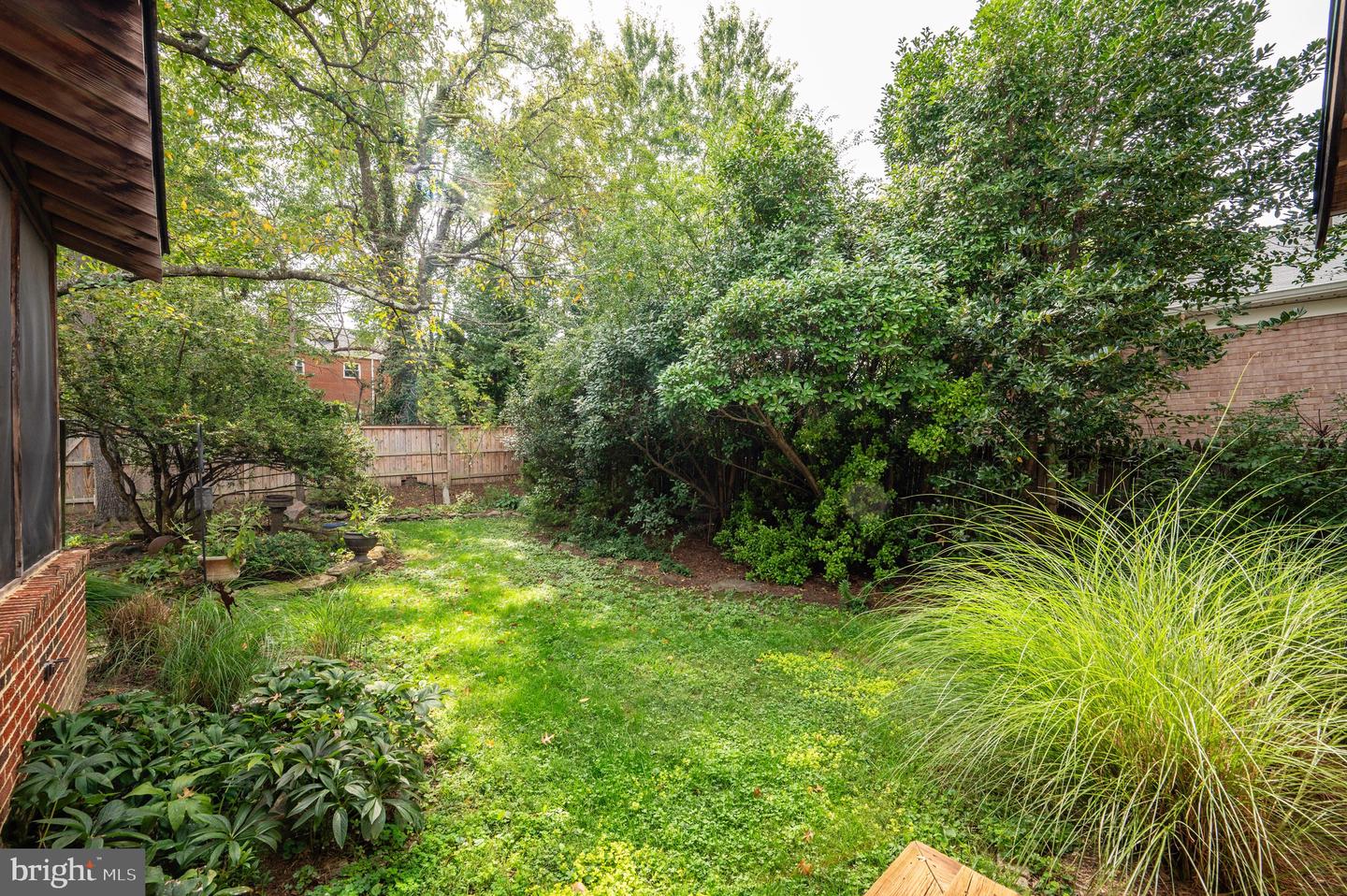319 LAVERNE AVE, ALEXANDRIA, Virginia 22305, 2 Bedrooms Bedrooms, ,2 BathroomsBathrooms,Residential,For sale,319 LAVERNE AVE,VAAX2050086 MLS # VAAX2050086