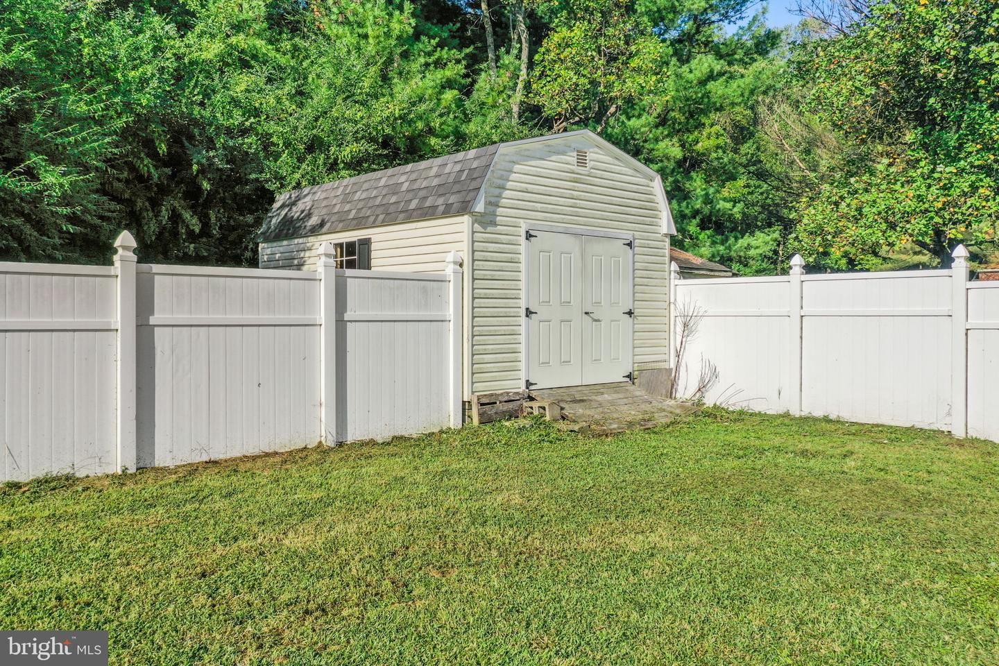 1591 MT. LANDING RD, TAPPAHANNOCK, Virginia 22560, 3 Bedrooms Bedrooms, 5 Rooms Rooms,2 BathroomsBathrooms,Residential,For sale,1591 MT. LANDING RD,VAES2002030 MLS # VAES2002030