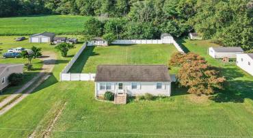 1591 MT. LANDING RD, TAPPAHANNOCK, Virginia 22560, 3 Bedrooms Bedrooms, 5 Rooms Rooms,2 BathroomsBathrooms,Residential,For sale,1591 MT. LANDING RD,VAES2002030 MLS # VAES2002030