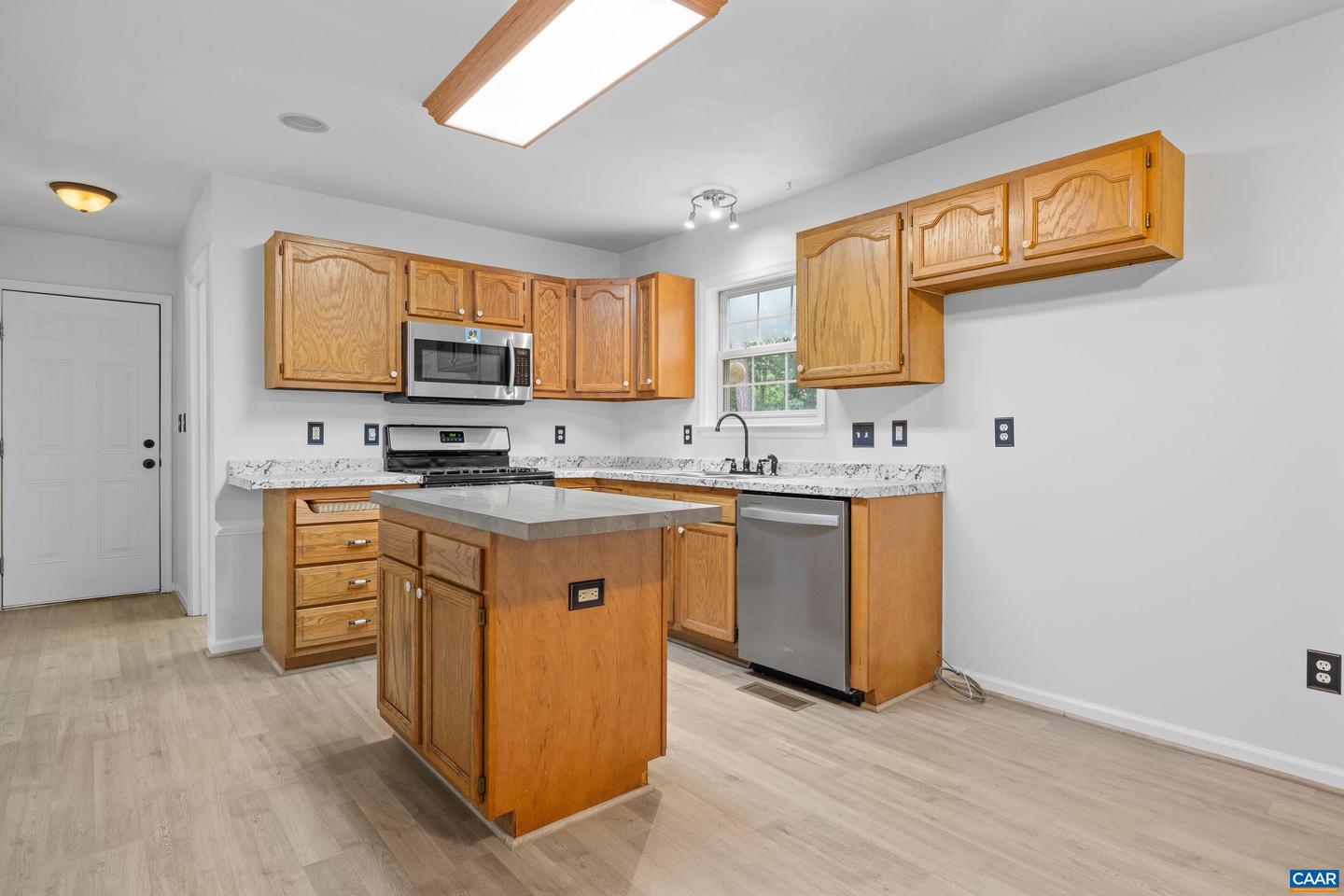 4 XEBEC RD, PALMYRA, Virginia 22963, 4 Bedrooms Bedrooms, ,2 BathroomsBathrooms,Residential,For sale,4 XEBEC RD,669267 MLS # 669267