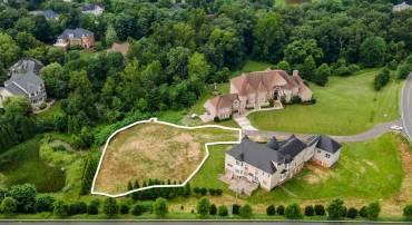 11703 SUGARLAND RD, HERNDON, Virginia 20170, ,Land,For sale,11703 SUGARLAND RD,VAFX2269542 MLS # VAFX2269542