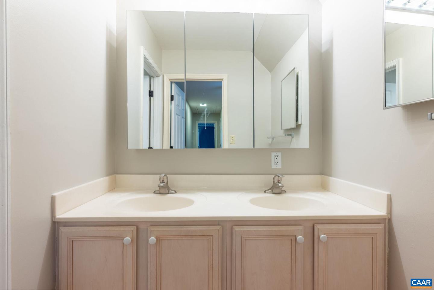 1467 MONTEREY DR, CHARLOTTESVILLE, Virginia 22901, 5 Bedrooms Bedrooms, ,3 BathroomsBathrooms,Residential,For sale,1467 MONTEREY DR,669293 MLS # 669293