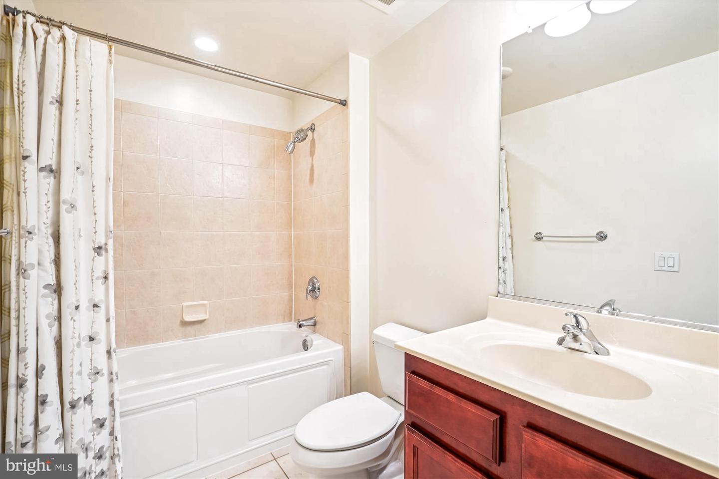 1830 FOUNTAIN DR #1004, RESTON, Virginia 20190, 3 Bedrooms Bedrooms, ,3 BathroomsBathrooms,Residential,For sale,1830 FOUNTAIN DR #1004,VAFX2269098 MLS # VAFX2269098