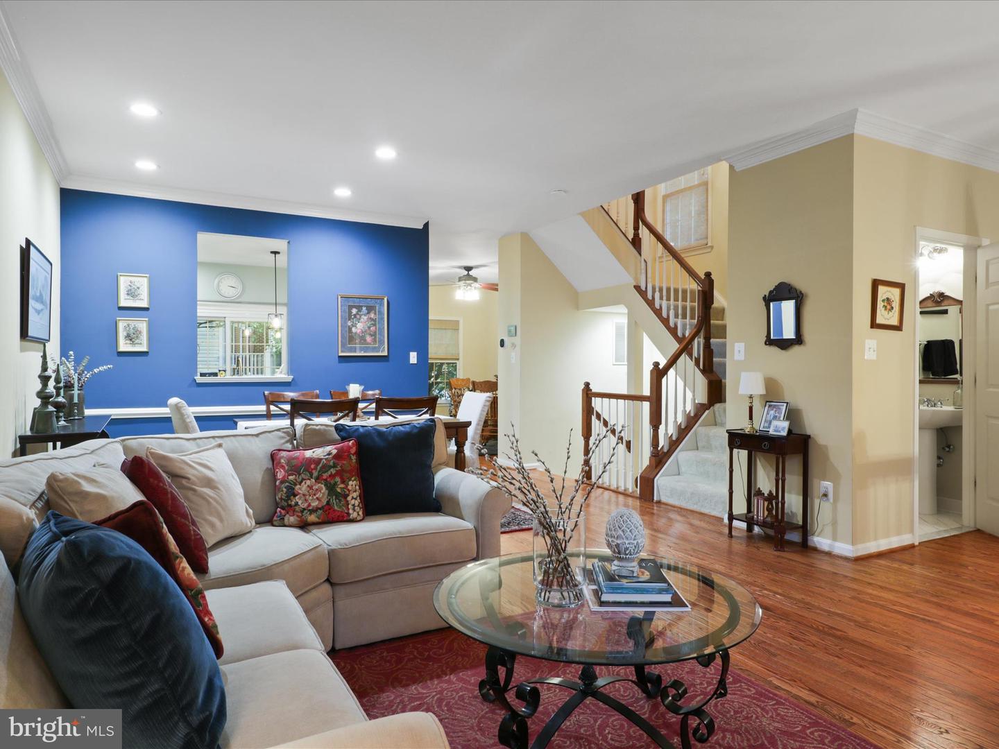 4027 HEATHERSTONE CT, FAIRFAX, Virginia 22030, 3 Bedrooms Bedrooms, ,3 BathroomsBathrooms,Residential,For sale,4027 HEATHERSTONE CT,VAFX2269158 MLS # VAFX2269158