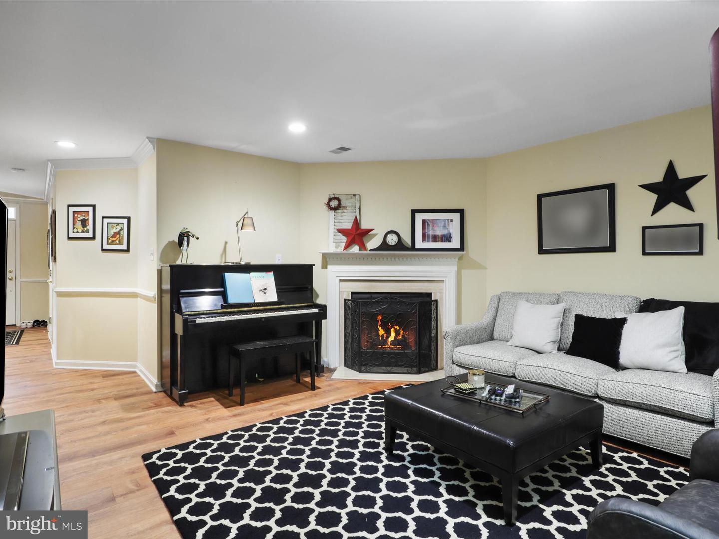 4027 HEATHERSTONE CT, FAIRFAX, Virginia 22030, 3 Bedrooms Bedrooms, ,3 BathroomsBathrooms,Residential,For sale,4027 HEATHERSTONE CT,VAFX2269158 MLS # VAFX2269158