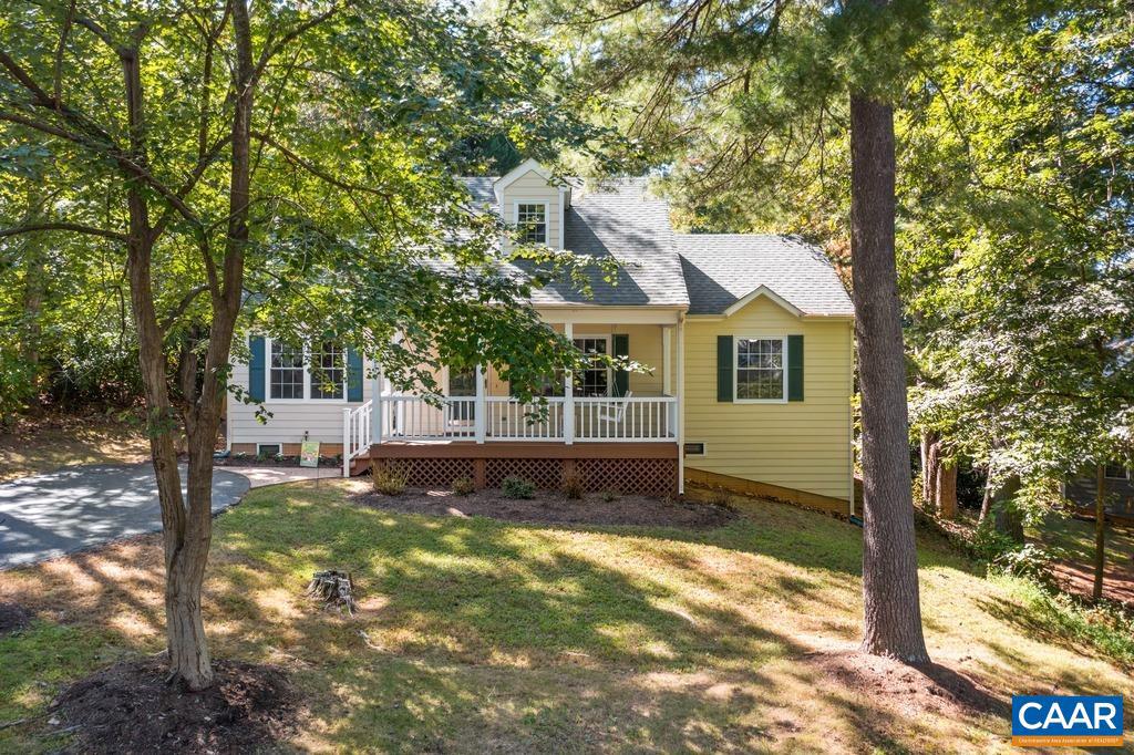 217 BLACKTHORN LN, CHARLOTTESVILLE, Virginia 22902, 2 Bedrooms Bedrooms, ,1 BathroomBathrooms,Residential,For sale,217 BLACKTHORN LN,669342 MLS # 669342