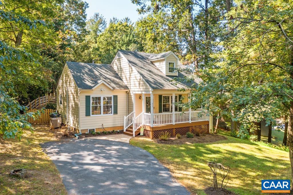 217 BLACKTHORN LN, CHARLOTTESVILLE, Virginia 22902, 2 Bedrooms Bedrooms, ,1 BathroomBathrooms,Residential,For sale,217 BLACKTHORN LN,669342 MLS # 669342