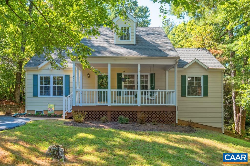 217 BLACKTHORN LN, CHARLOTTESVILLE, Virginia 22902, 2 Bedrooms Bedrooms, ,1 BathroomBathrooms,Residential,For sale,217 BLACKTHORN LN,669342 MLS # 669342