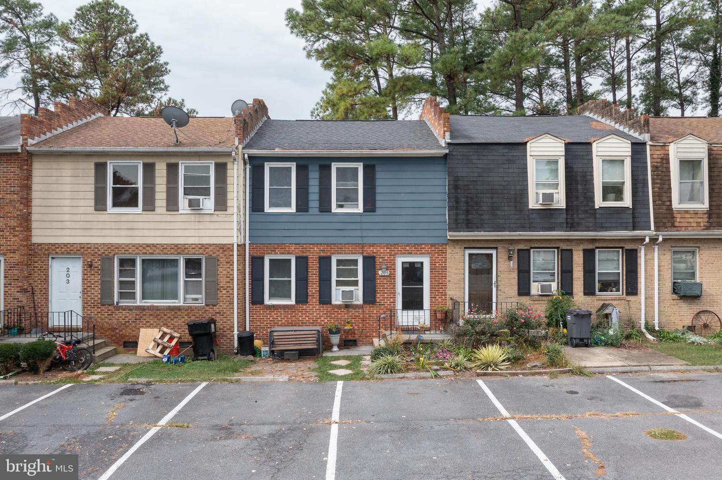 205 BRUNSWICK RD, STEPHENS CITY, Virginia 22655, 2 Bedrooms Bedrooms, ,1 BathroomBathrooms,Residential,For sale,205 BRUNSWICK RD,VAFV2037028 MLS # VAFV2037028