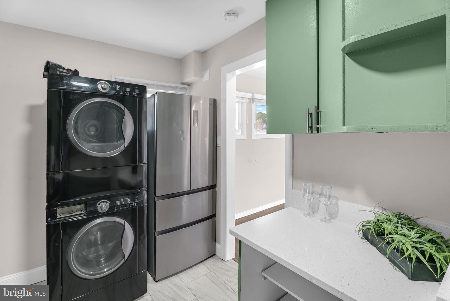 6604 CAVALIER DR, ALEXANDRIA, Virginia 22307, 3 Bedrooms Bedrooms, ,2 BathroomsBathrooms,Residential,For sale,6604 CAVALIER DR,VAFX2269248 MLS # VAFX2269248