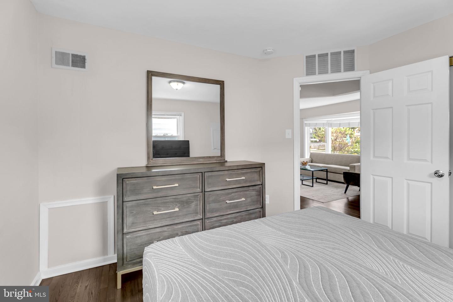 6604 CAVALIER DR, ALEXANDRIA, Virginia 22307, 3 Bedrooms Bedrooms, ,2 BathroomsBathrooms,Residential,For sale,6604 CAVALIER DR,VAFX2269248 MLS # VAFX2269248