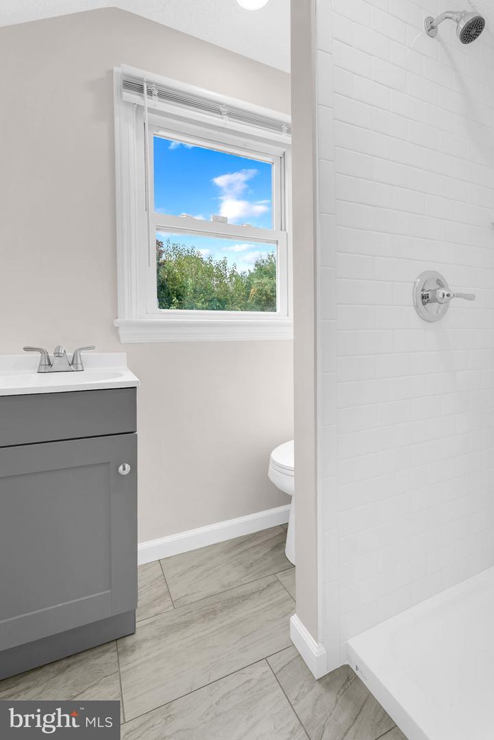 6604 CAVALIER DR, ALEXANDRIA, Virginia 22307, 3 Bedrooms Bedrooms, ,2 BathroomsBathrooms,Residential,For sale,6604 CAVALIER DR,VAFX2269248 MLS # VAFX2269248
