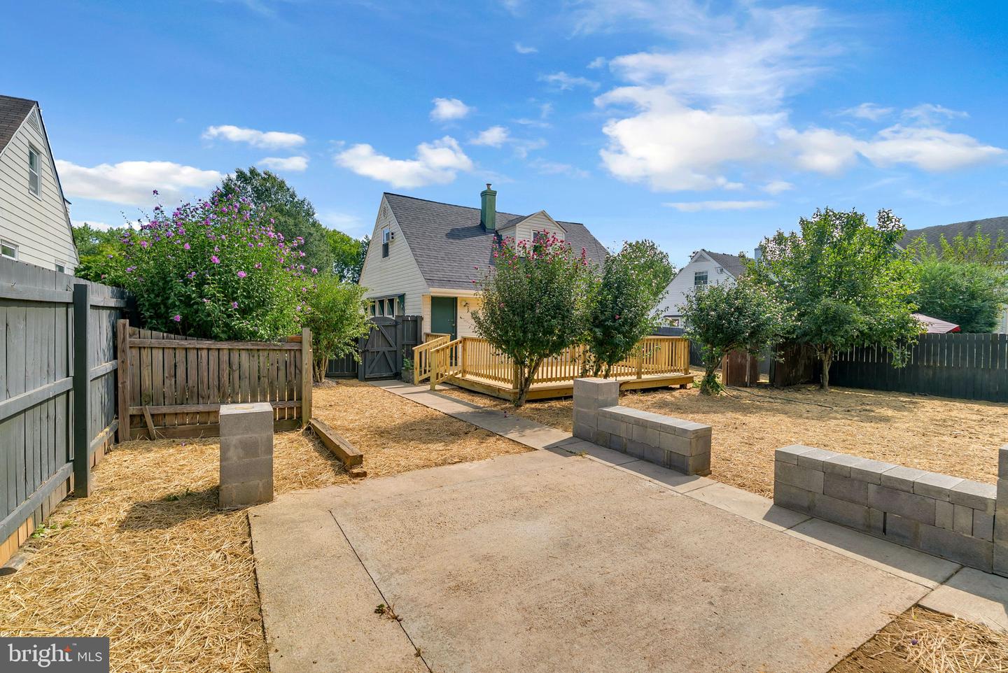 6604 CAVALIER DR, ALEXANDRIA, Virginia 22307, 3 Bedrooms Bedrooms, ,2 BathroomsBathrooms,Residential,For sale,6604 CAVALIER DR,VAFX2269248 MLS # VAFX2269248