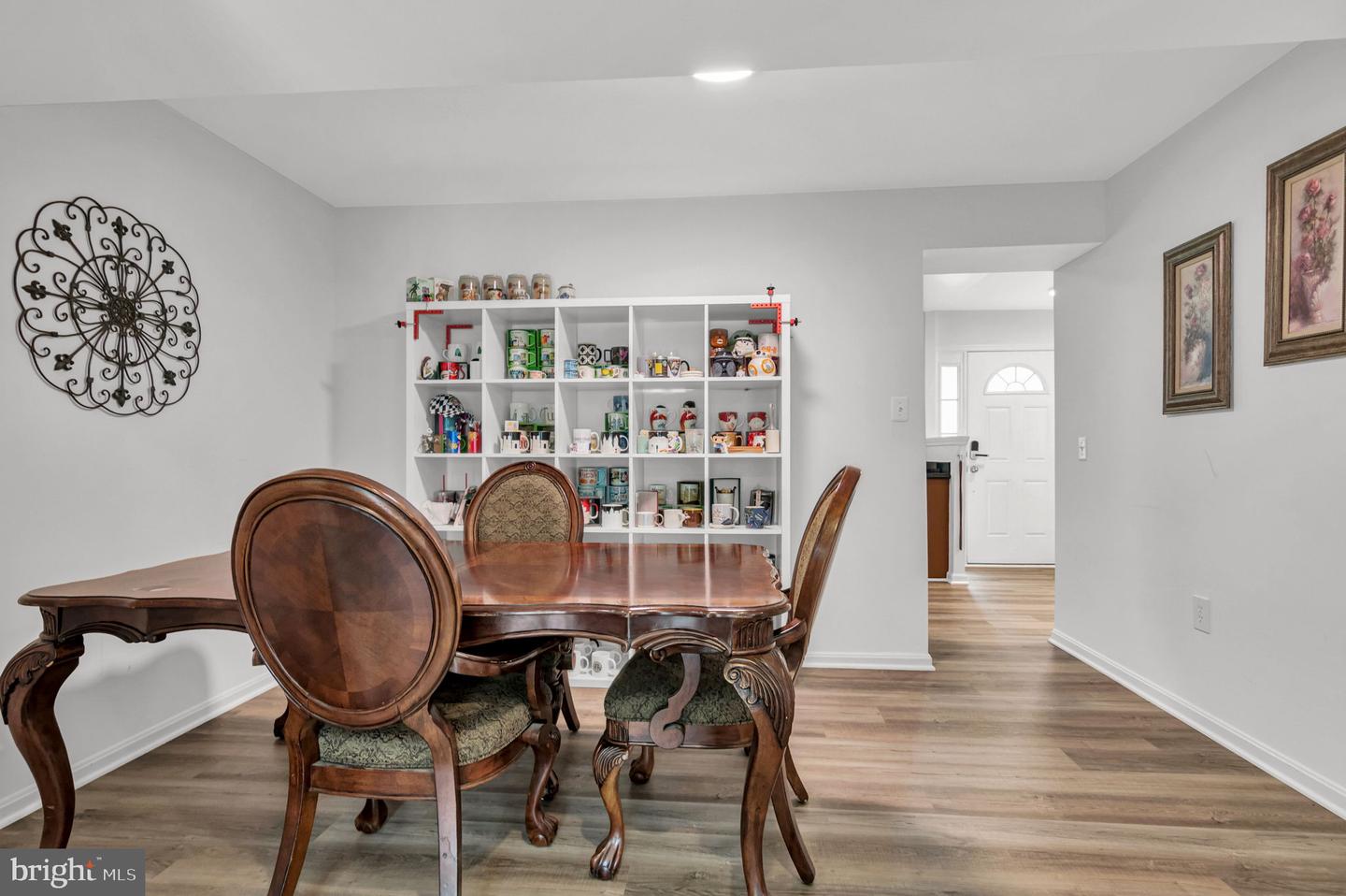 3704 PERSIMMON CIR, FAIRFAX, Virginia 22031, 3 Bedrooms Bedrooms, ,2 BathroomsBathrooms,Residential,For sale,3704 PERSIMMON CIR,VAFX2269346 MLS # VAFX2269346