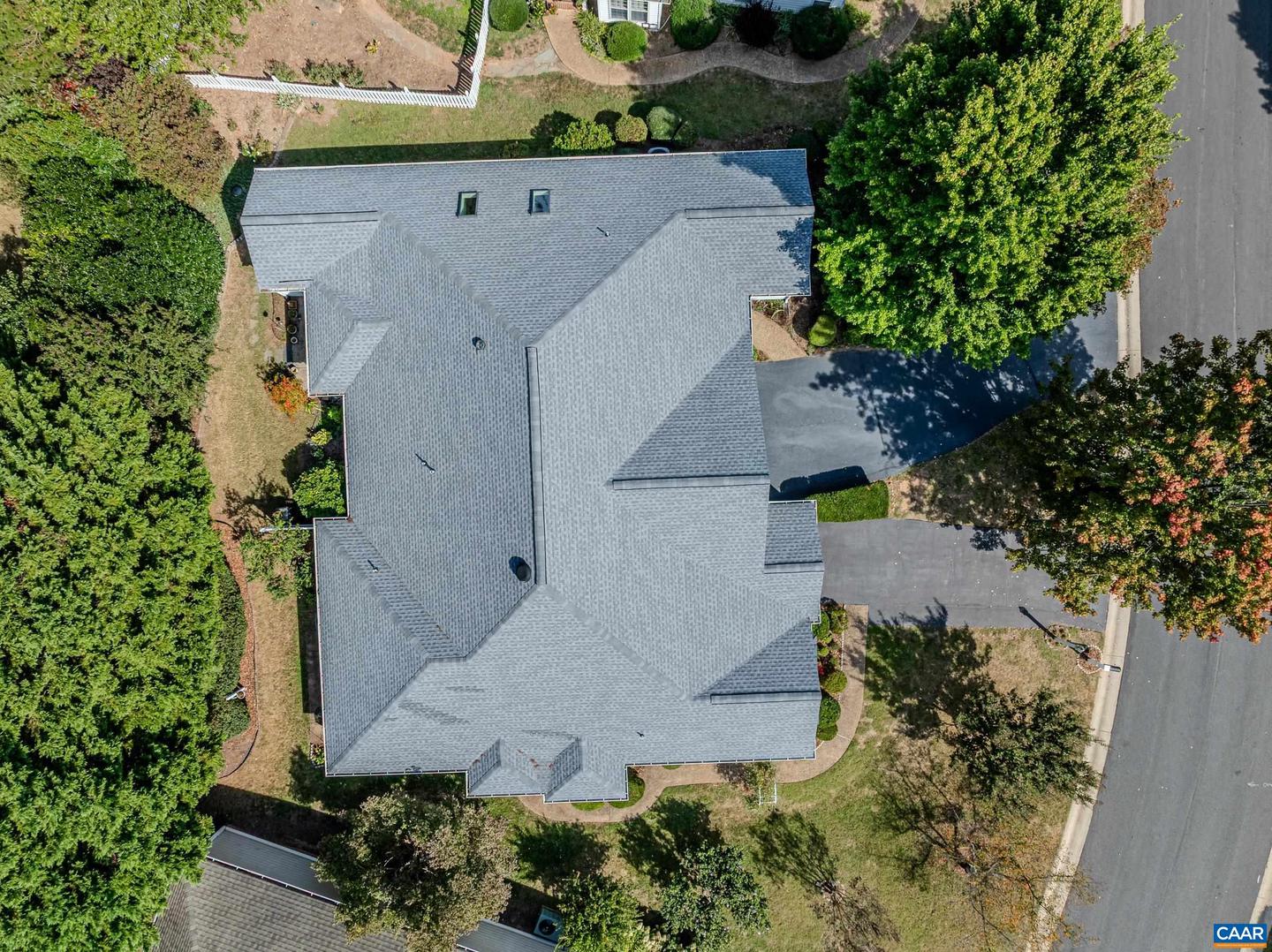 570 PEBBLE HILL CT, CHARLOTTESVILLE, Virginia 22903, 2 Bedrooms Bedrooms, ,2 BathroomsBathrooms,Residential,For sale,570 PEBBLE HILL CT,669378 MLS # 669378