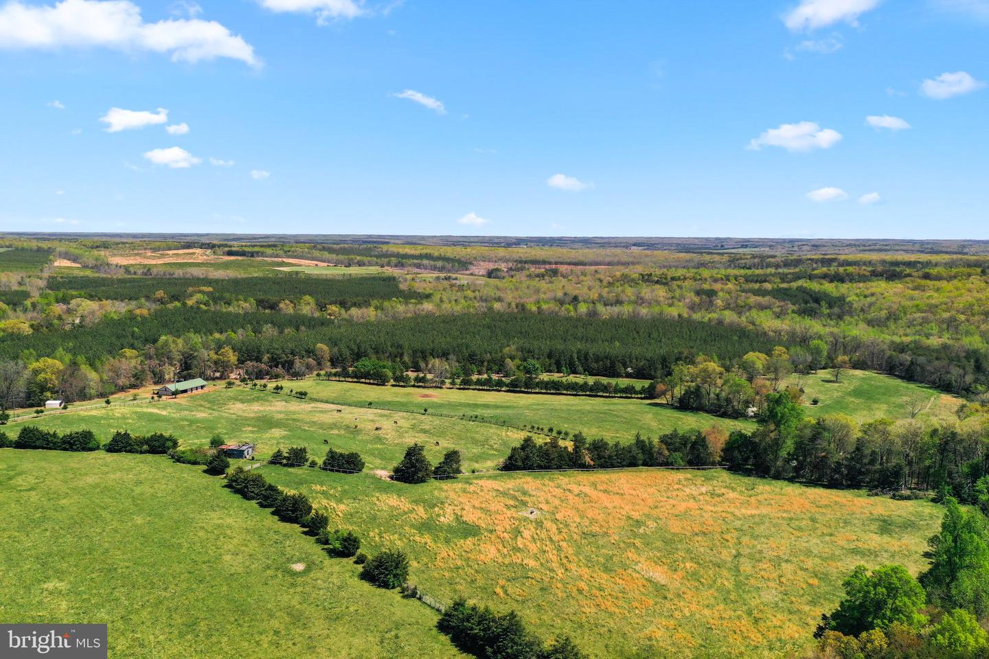 1474 WELSH TRACT, CHARLOTTE COURT HOUSE, Virginia 23923, 5 Bedrooms Bedrooms, 10 Rooms Rooms,4 BathroomsBathrooms,Residential,For sale,1474 WELSH TRACT,VACE2000034 MLS # VACE2000034