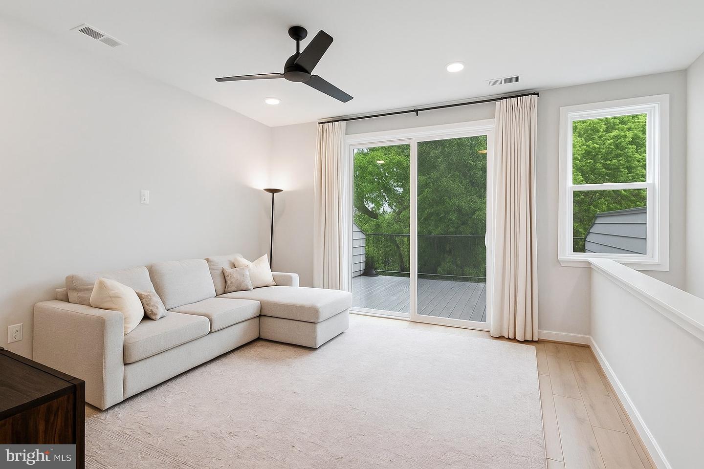 4918 CUMBERLAND ST, ALEXANDRIA, Virginia 22304, 3 Bedrooms Bedrooms, ,3 BathroomsBathrooms,Residential,For sale,4918 CUMBERLAND ST,VAAX2050232 MLS # VAAX2050232