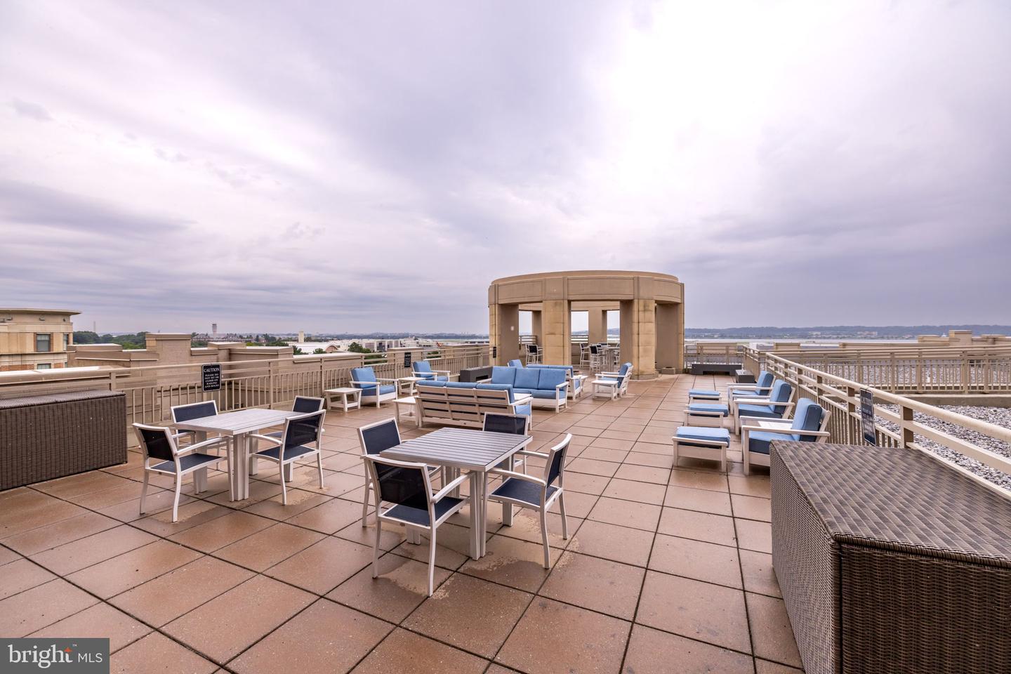 3600 S GLEBE RD #409W, ARLINGTON, Virginia 22202, 1 Bedroom Bedrooms, ,1 BathroomBathrooms,Residential,For sale,3600 S GLEBE RD #409W,VAAR2064202 MLS # VAAR2064202