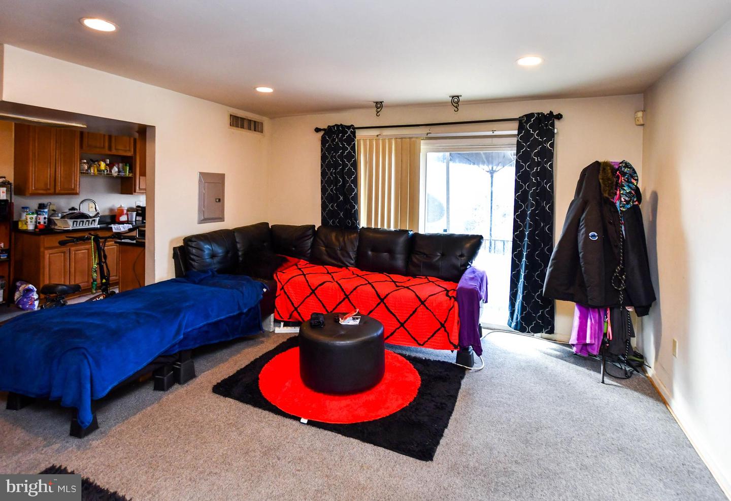 5009 D ST SE #202, WASHINGTON, District Of Columbia 20019, 2 Bedrooms Bedrooms, ,1 BathroomBathrooms,Residential,For sale,5009 D ST SE #202,DCDC2224316 MLS # DCDC2224316
