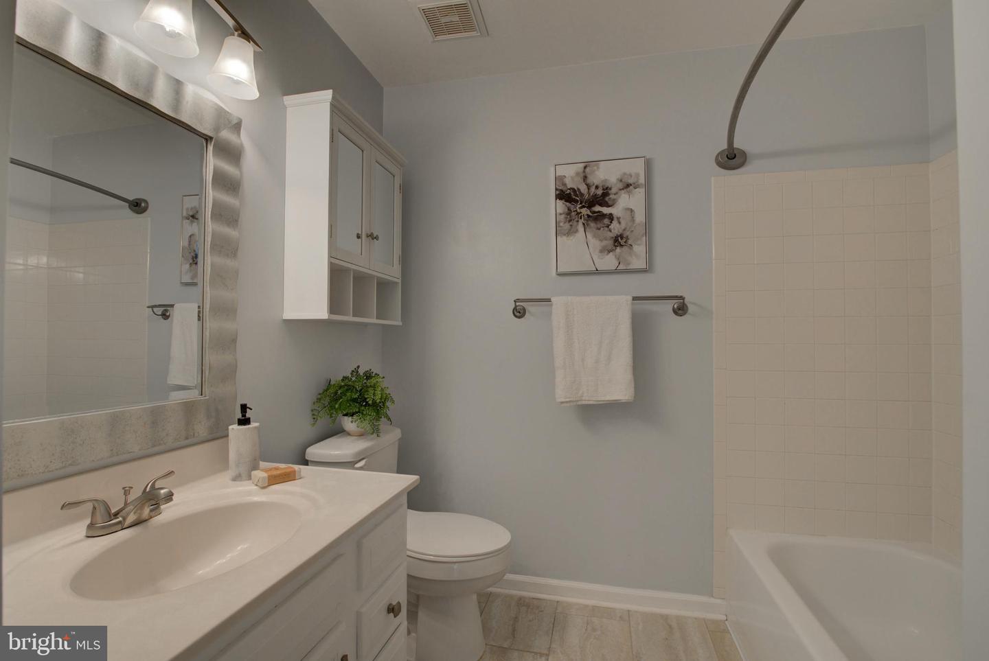 7508 ASHBY LN #K, ALEXANDRIA, Virginia 22315, 2 Bedrooms Bedrooms, ,2 BathroomsBathrooms,Residential,For sale,7508 ASHBY LN #K,VAFX2269440 MLS # VAFX2269440